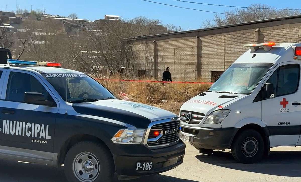 Hallan muerta a golpes a mujer rarámuri en Cuauhtémoc