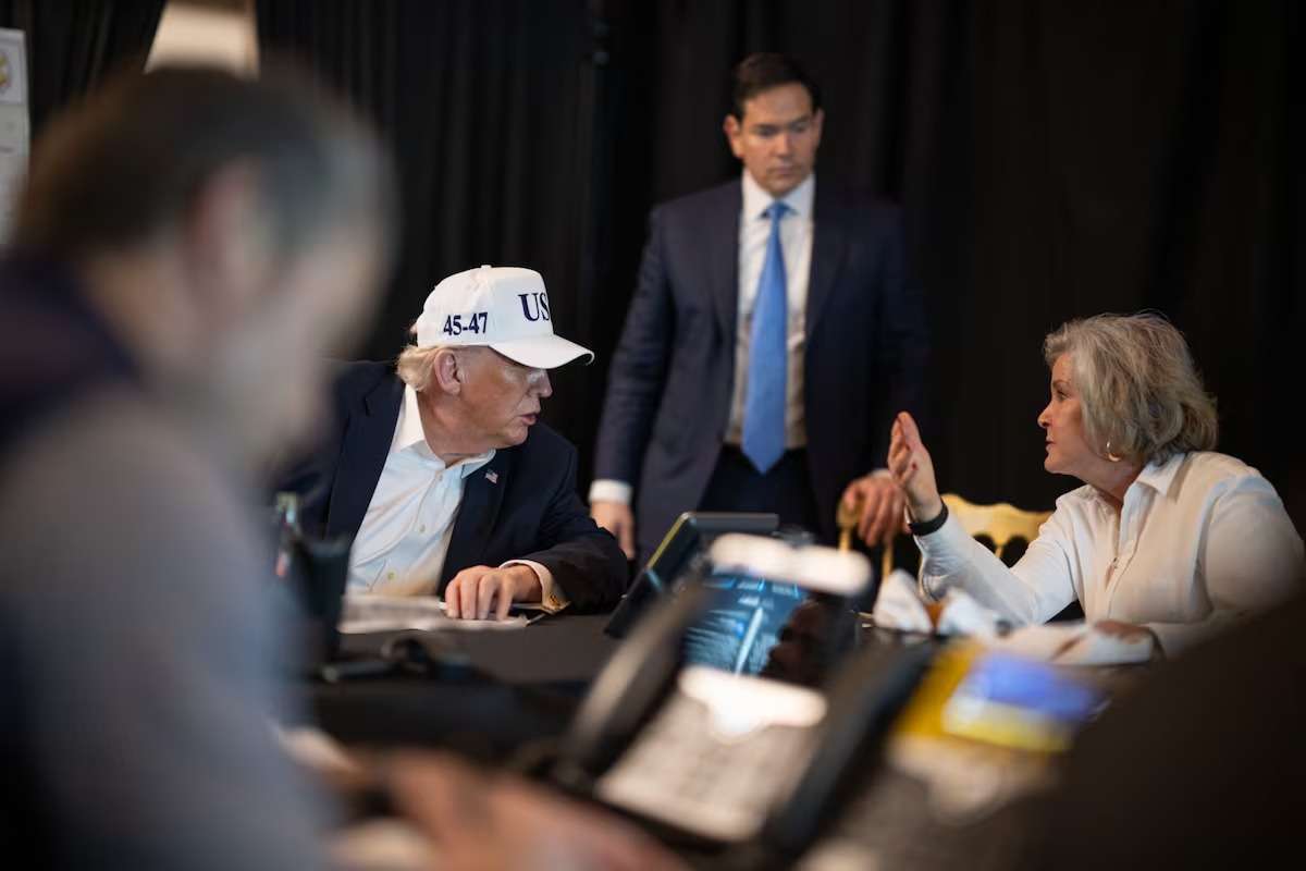 Afirma Trump que murió líder iraní Ali Jameneí