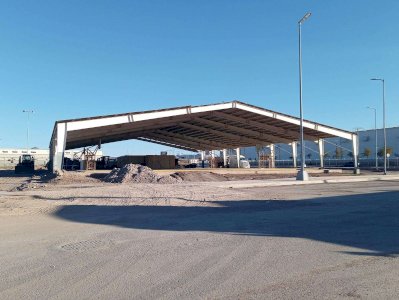 Siguen labores de terracería en construcción de Comandancia Oriente 