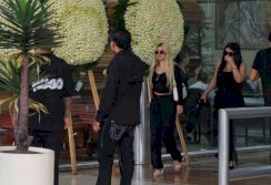 Asiste Laisha Michelle hija de El Mencho a su funeral en Zapopan 