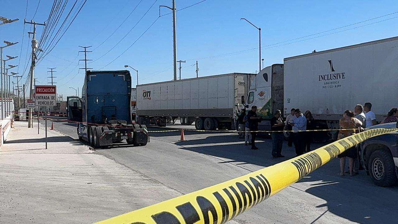 Muere chofer de trailer de un infarto en la zona de carga del puente Zaragoza 
