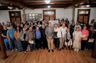 Entregan Municipio e Infonavit cancelación de hipotecas a 74 familias