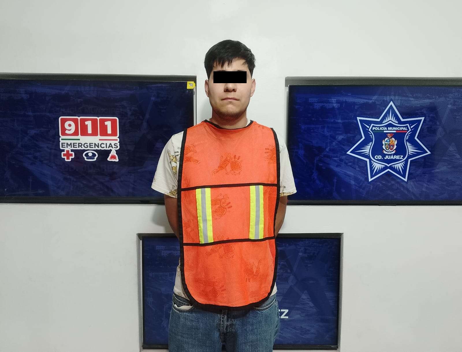 Arrestan a hombre tras localizarle arma de fuego en vehículo en Valle del Sol