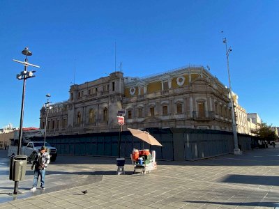Protegen Presidencia Municipal por próximas protestas del 8M 