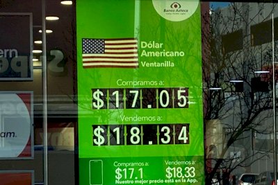 Sigue el dólar a $18.34 en Banco Azteca