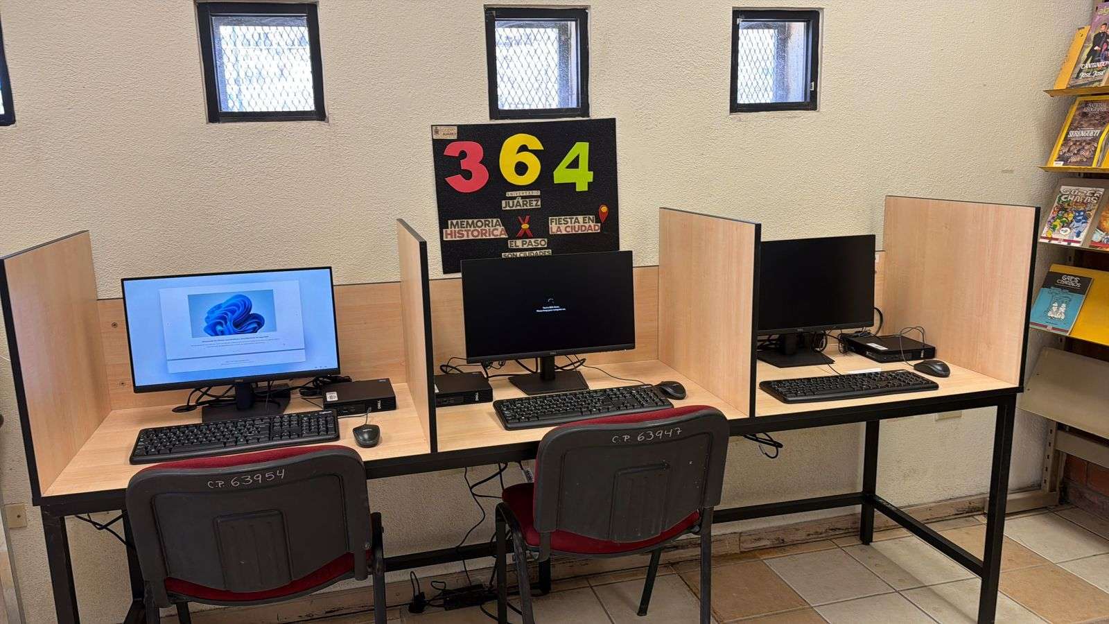 Renuevan bibliotecas municipales con computadoras 