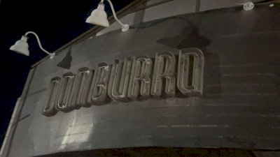Mantiene Don Burro cristales rotos en respeto al movimiento 8M