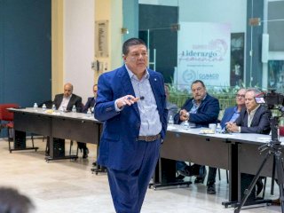 Se reúne Jáuregui con Canaco para fortalecer seguridad del sector empresarial 