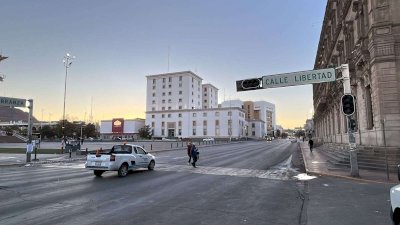 Reabren calles del centro con fallas en semáforos 