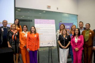Instalan Mesa Naranja para erradicar violencia política de género