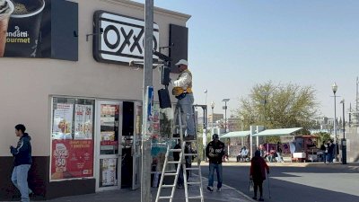 Reinstalan semáforos peatonales en la Juárez y Neri Santos 