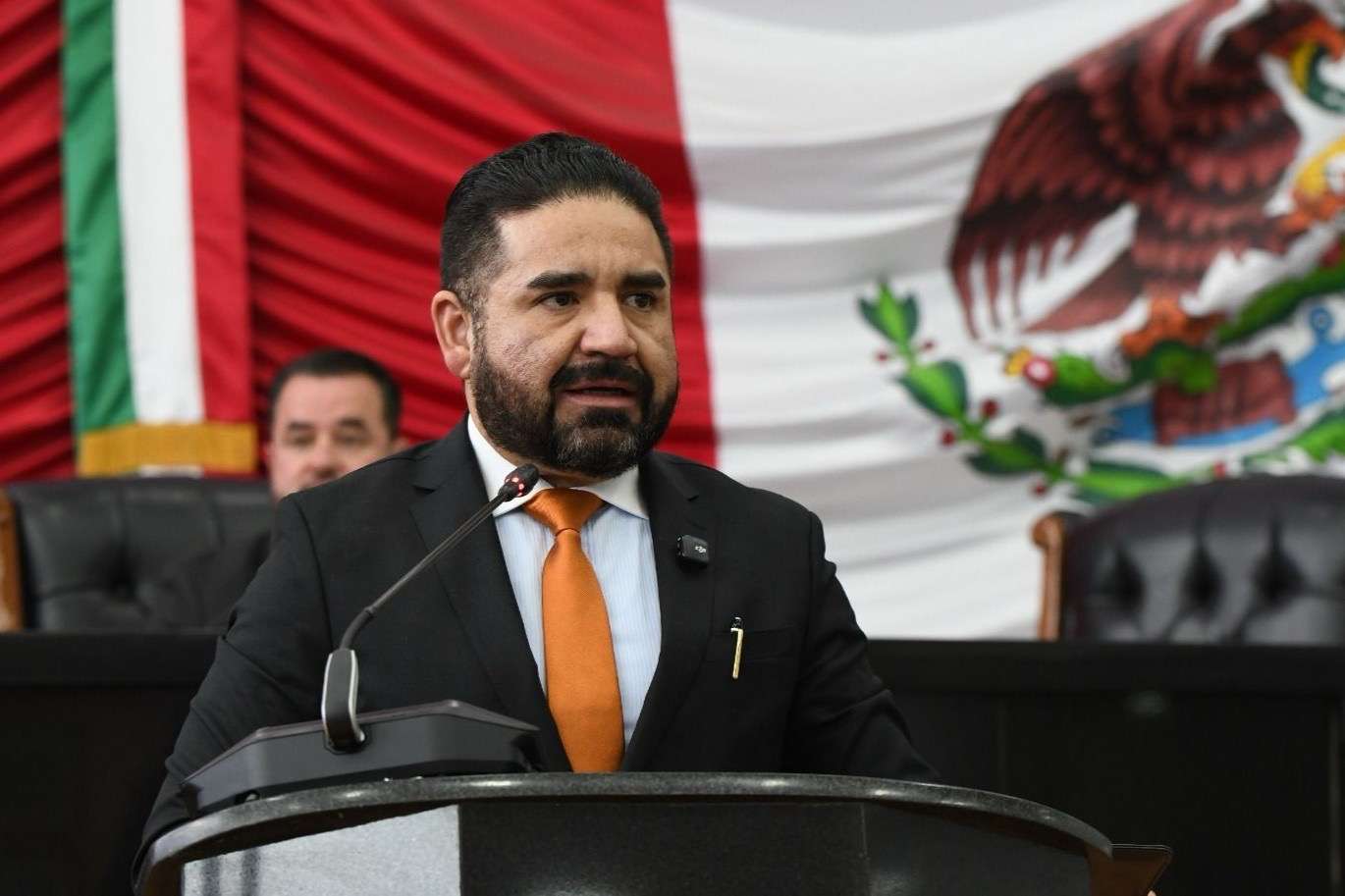 EL HACHA 