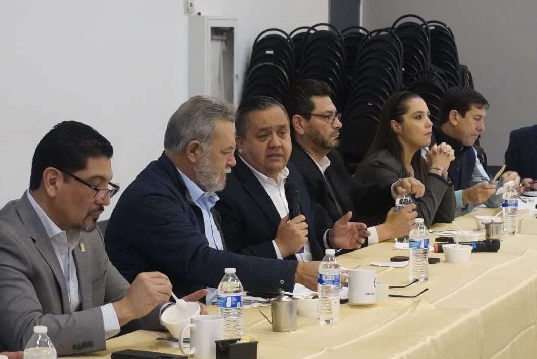 Presentan acciones de desarrollo urbano del Estado en Juárez