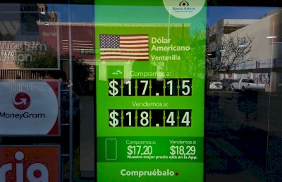 Sube el dólar a $18.44 en Banco Azteca 