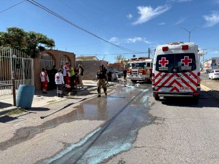 Resulta con quemaduras por explosión en menudería