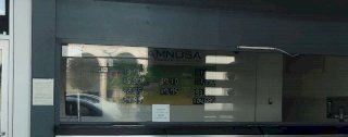 Baja ligeramente el dólar en ventanillas de Camnosa