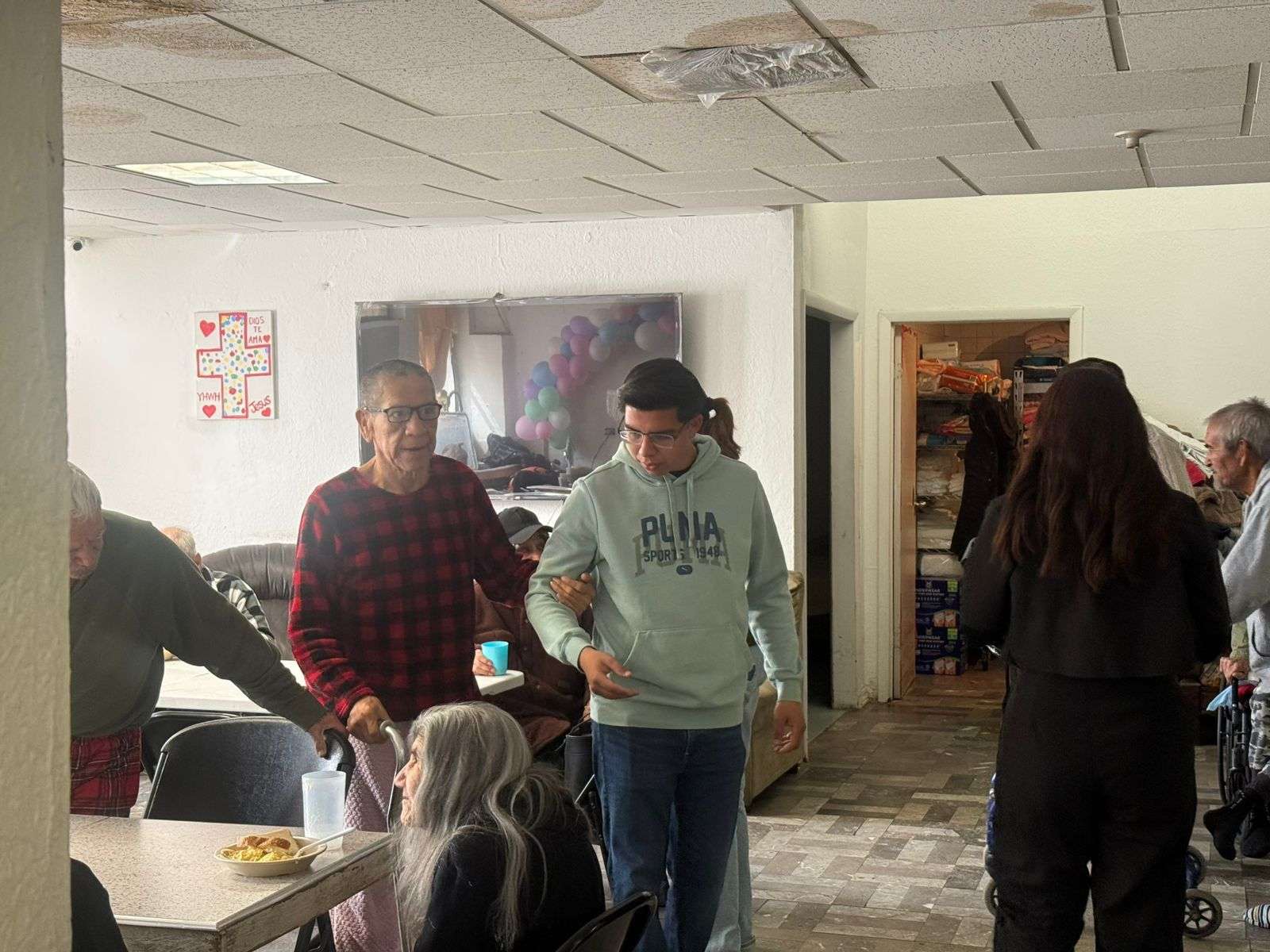 Crean universitarios de la UACJ colectivo para orientar a estudiantes