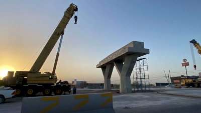 Llegan trabes para el puente de Aldama y Fuerza Aérea