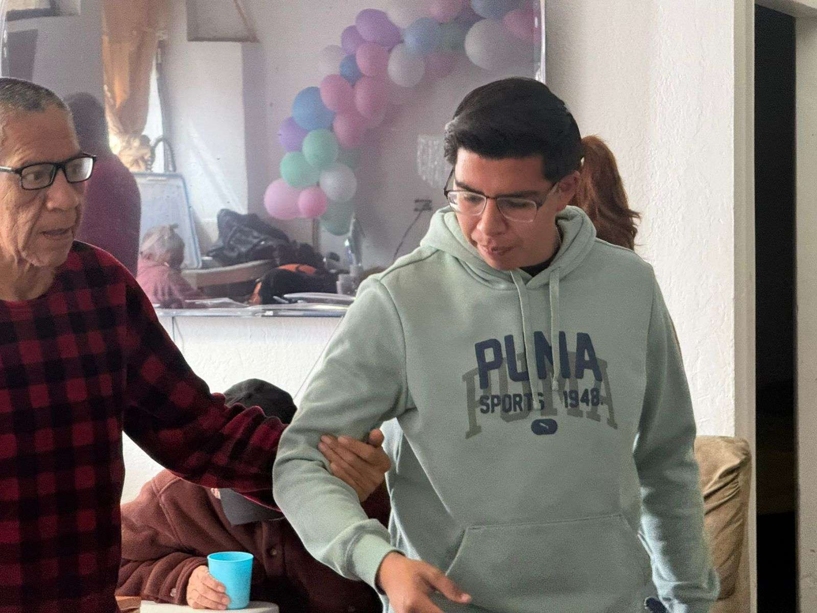 Crean universitarios de la UACJ colectivo para orientar a estudiantes