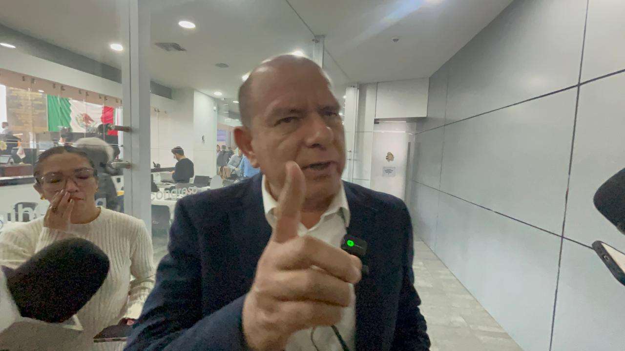 Defiende Cuauhtémoc Estrada donativo a Cuba y arremete contra críticos
