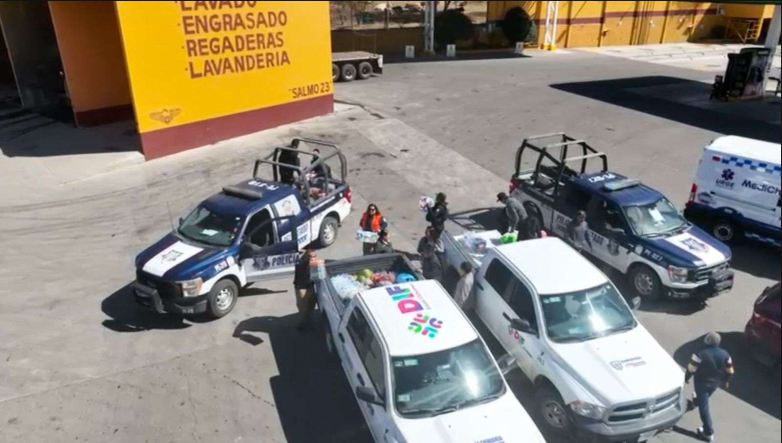 Vuelven a casa familias de Atascaderos con resguardo del Estado
