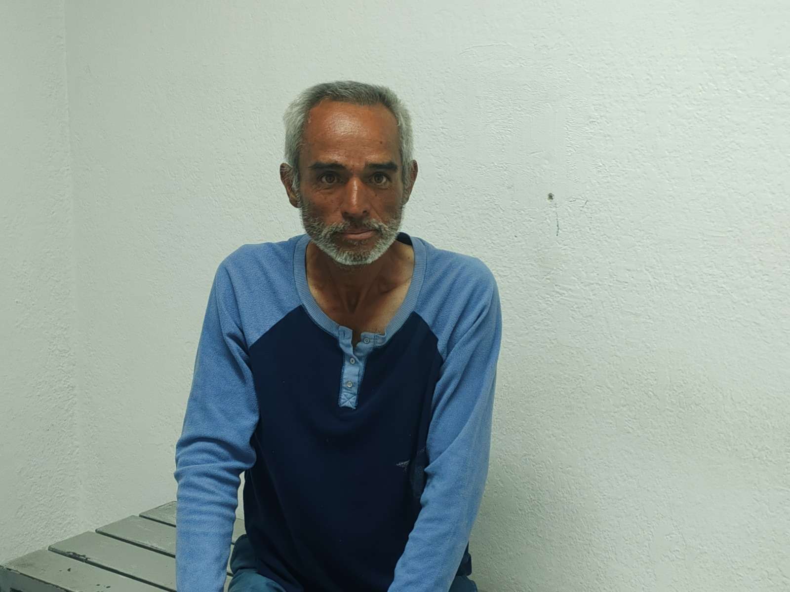 Piden ayuda para localizar a la familia de hombre extraviado