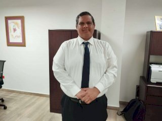 Detalla Registro Público concurso para ocupar notarías