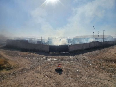 Logran sofocar en 12 horas incendio que consumió tarimera