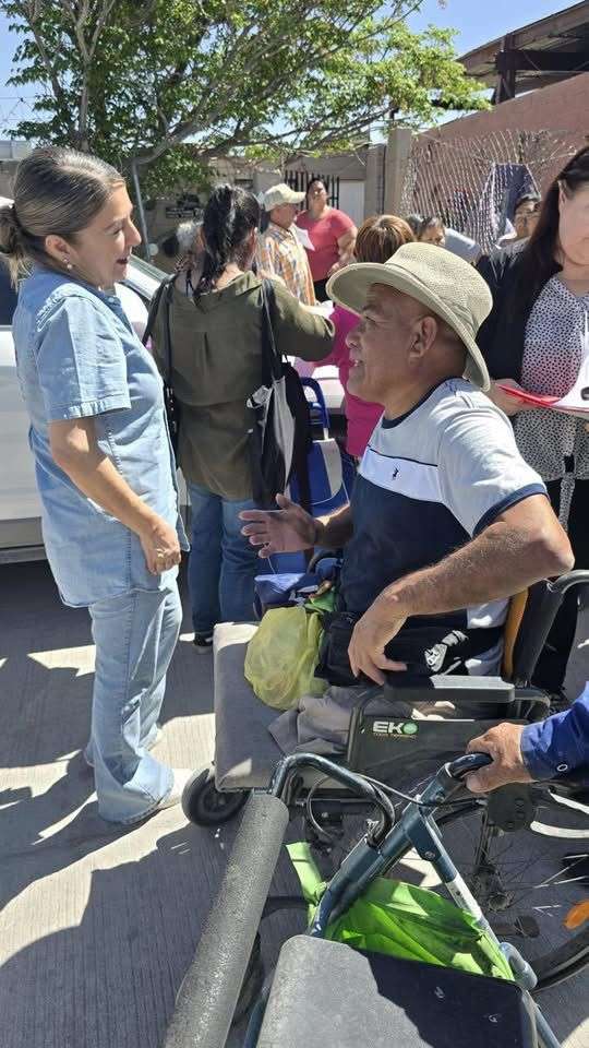 Recorre Rossana Díaz el distrito 4