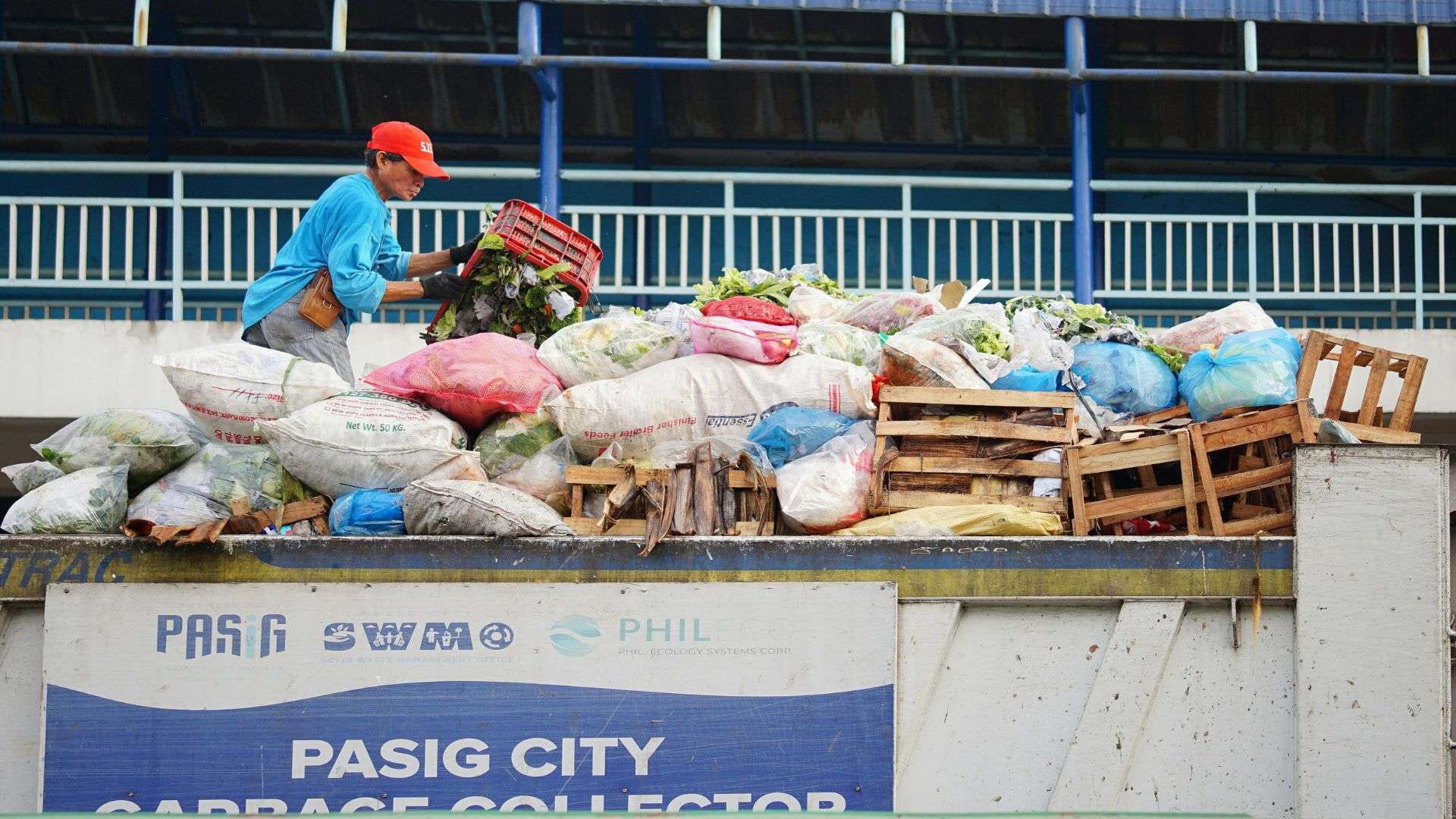Piden a negocios reforzar manejo de residuos ante altas temperaturas
