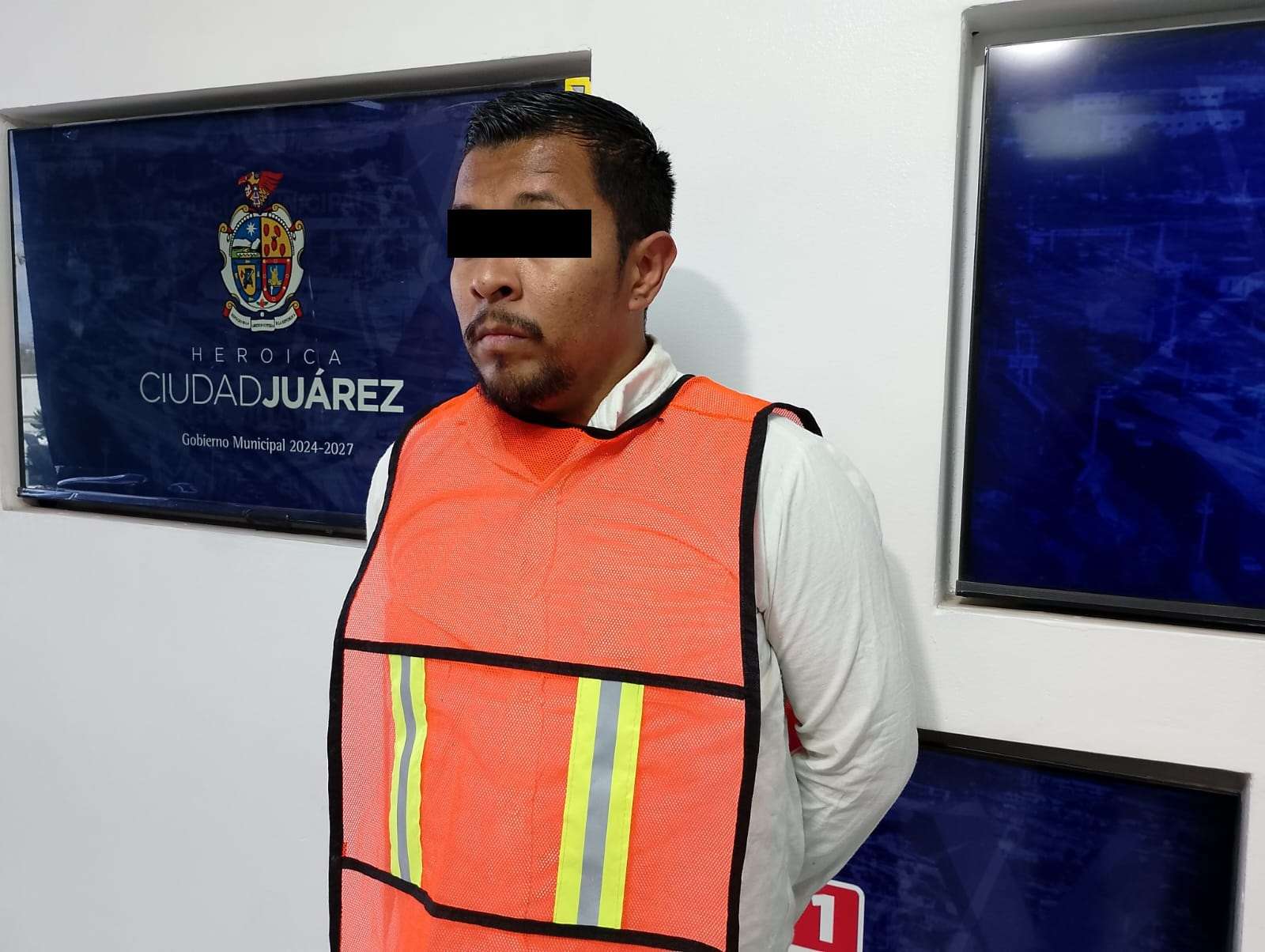 Detienen a hombre por golpear con una tabla a sus dos hijos 