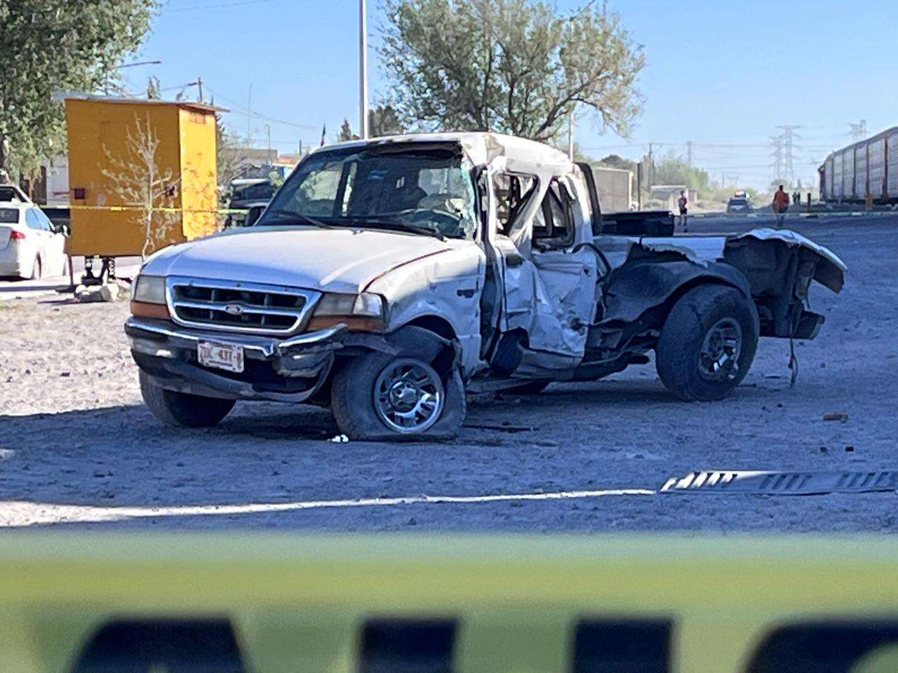 Muere hombre tras ser embestido por tren al intentar ganarle el paso