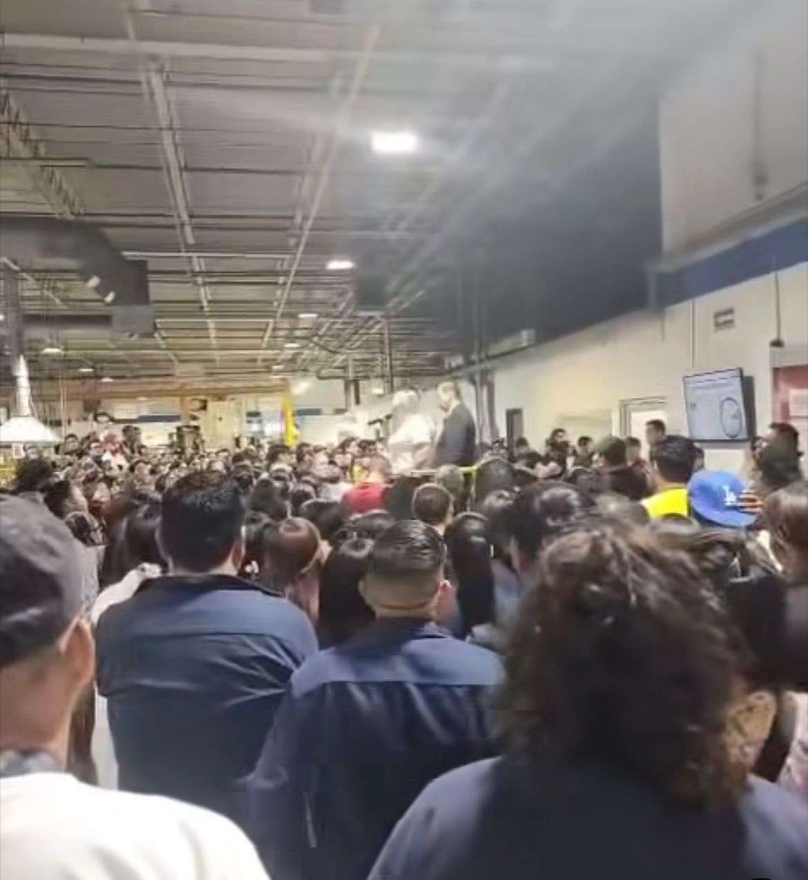 Se declara otra maquila en bancarrota; trabajadores exigen liquidación