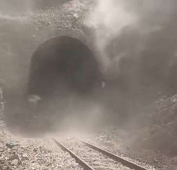 VIDEO: Ocurre derrumbe del Chepe en Témoris