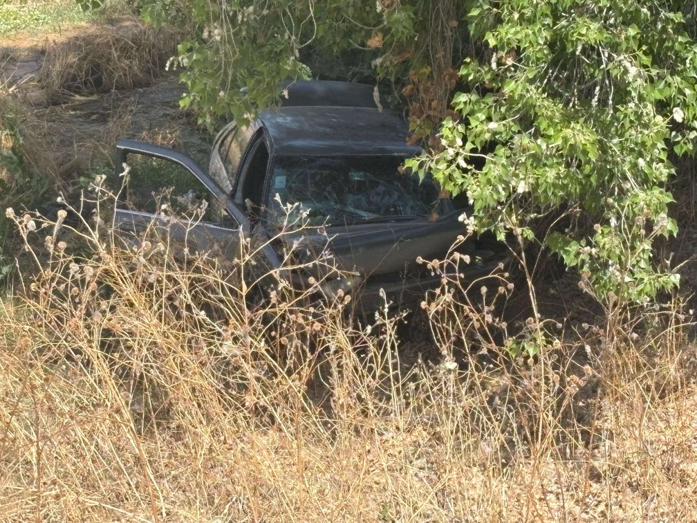 Caen dos mujeres al Canal luego de chocar en la Teófilo Borunda