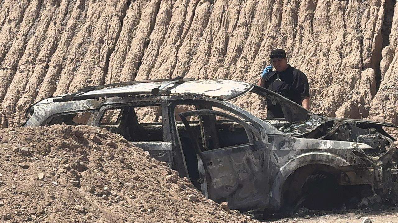 Localizan vehículo calcinado con una persona sin vida en el interior