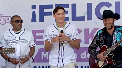 Dan bienvenida a Erick Portillo luego de ganar medalla de plata en Polonia