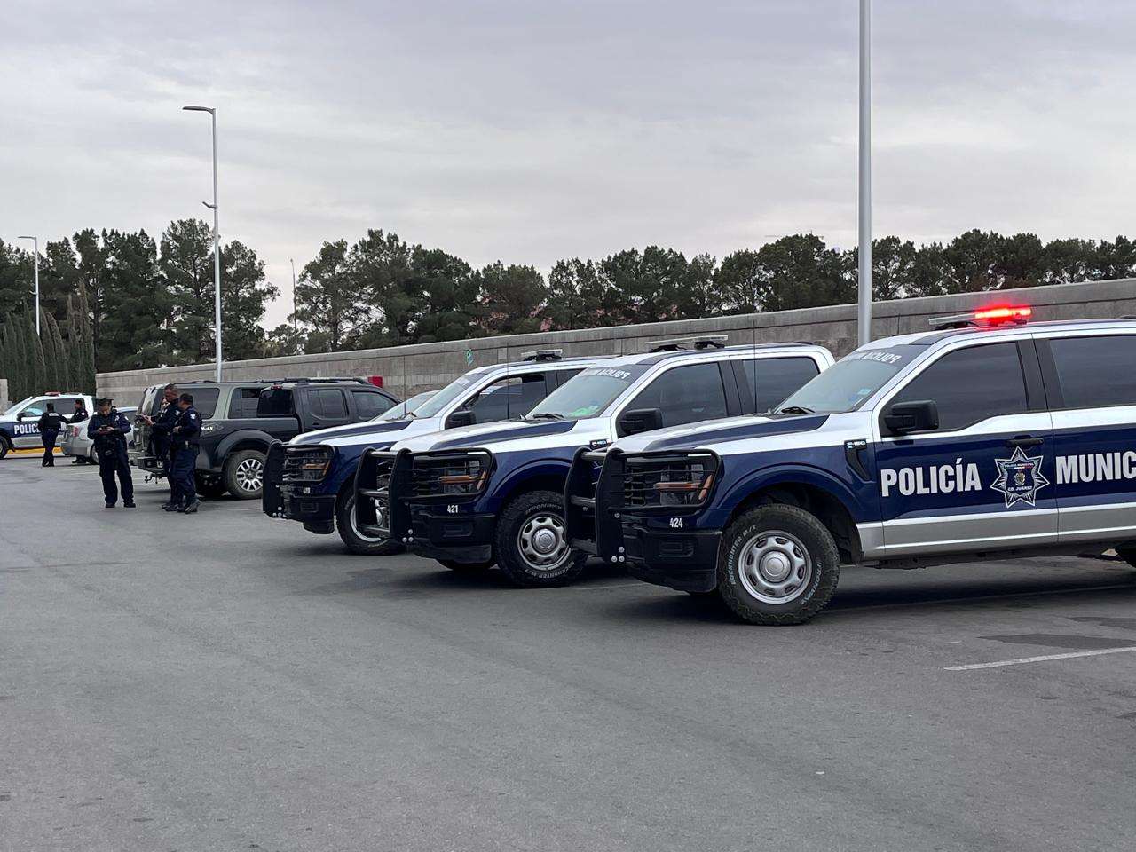 Asaltan a hombre tras retirar 300 mil pesos en banco de la Gómez