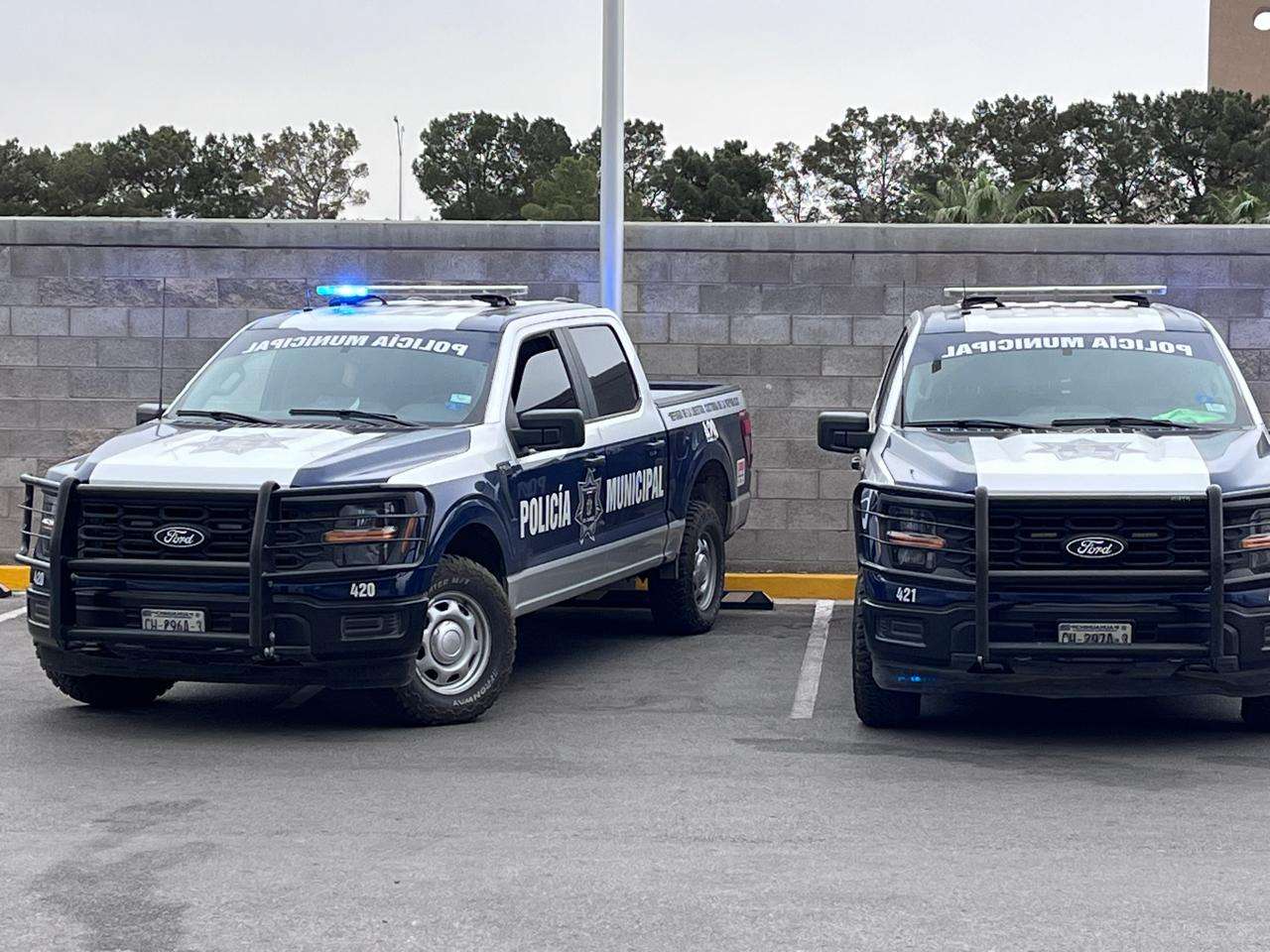 Asaltan a hombre tras retirar 300 mil pesos en banco de la Gómez