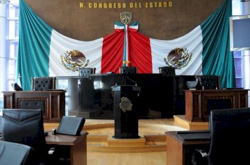 Congelan reforma para descentralizar la cultura y reconocer a artistas