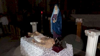 Recorren el Centro en la solemne Procesión del Silencio