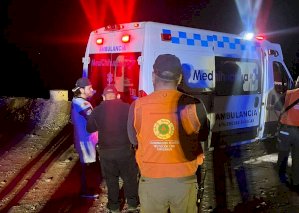 Auxilian autoridades a vacacionistas en carreteras y centros recreativos