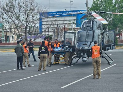 Trasladan en helicóptero a mujer en labor de parto a Chihuahua