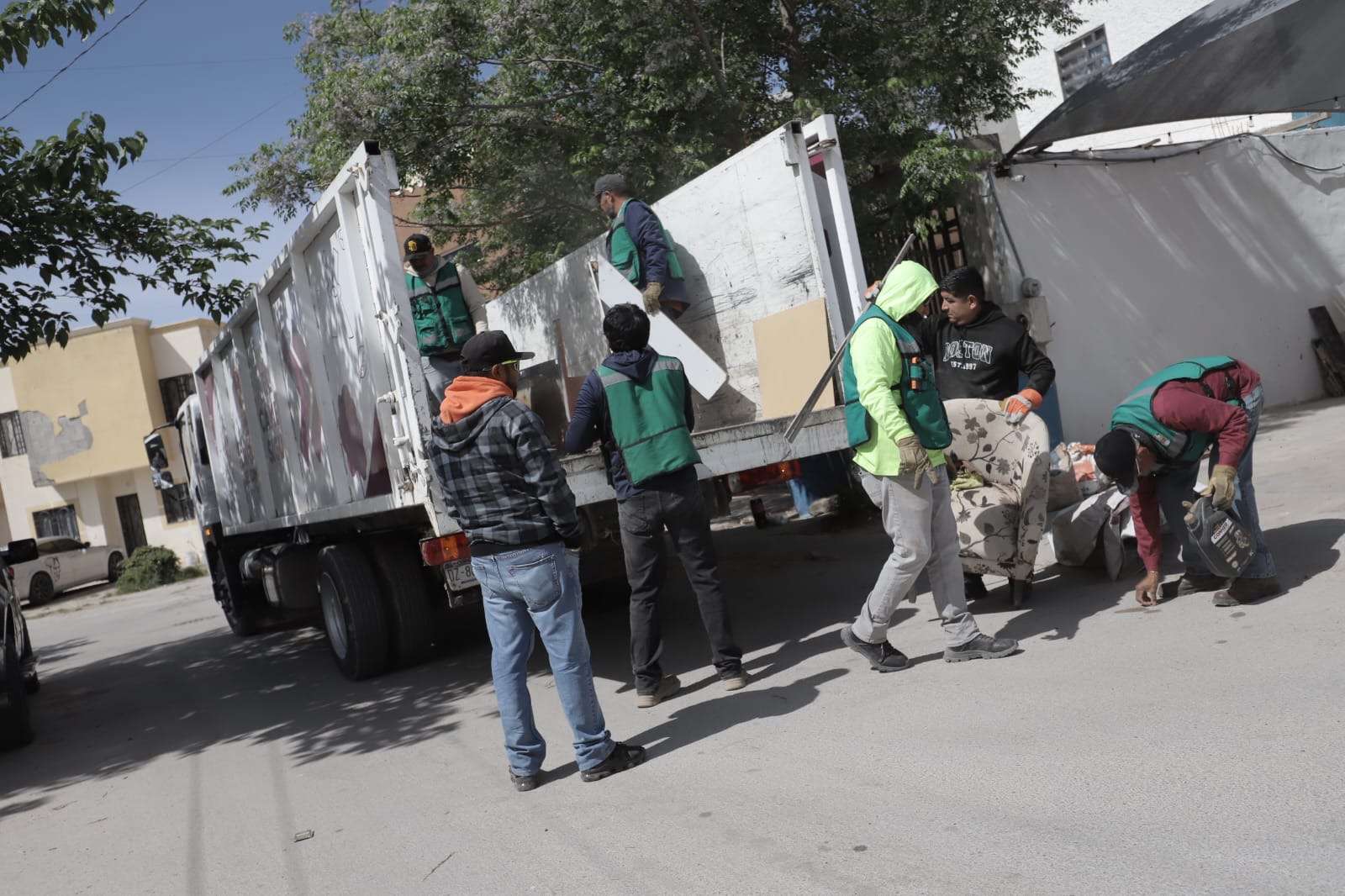 Retiran 6 toneladas de basura en Terranova con operativo de destilichadero