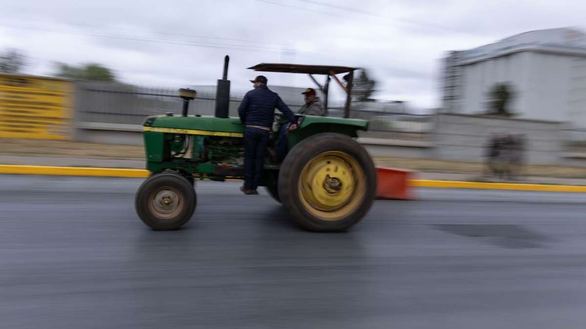 Acusan transportistas al Gobierno de reprimir bloqueos con violencia 