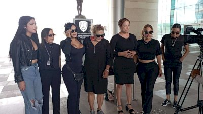 Exigen tipificar el transfeminicidio; acusan discriminación en audiencia