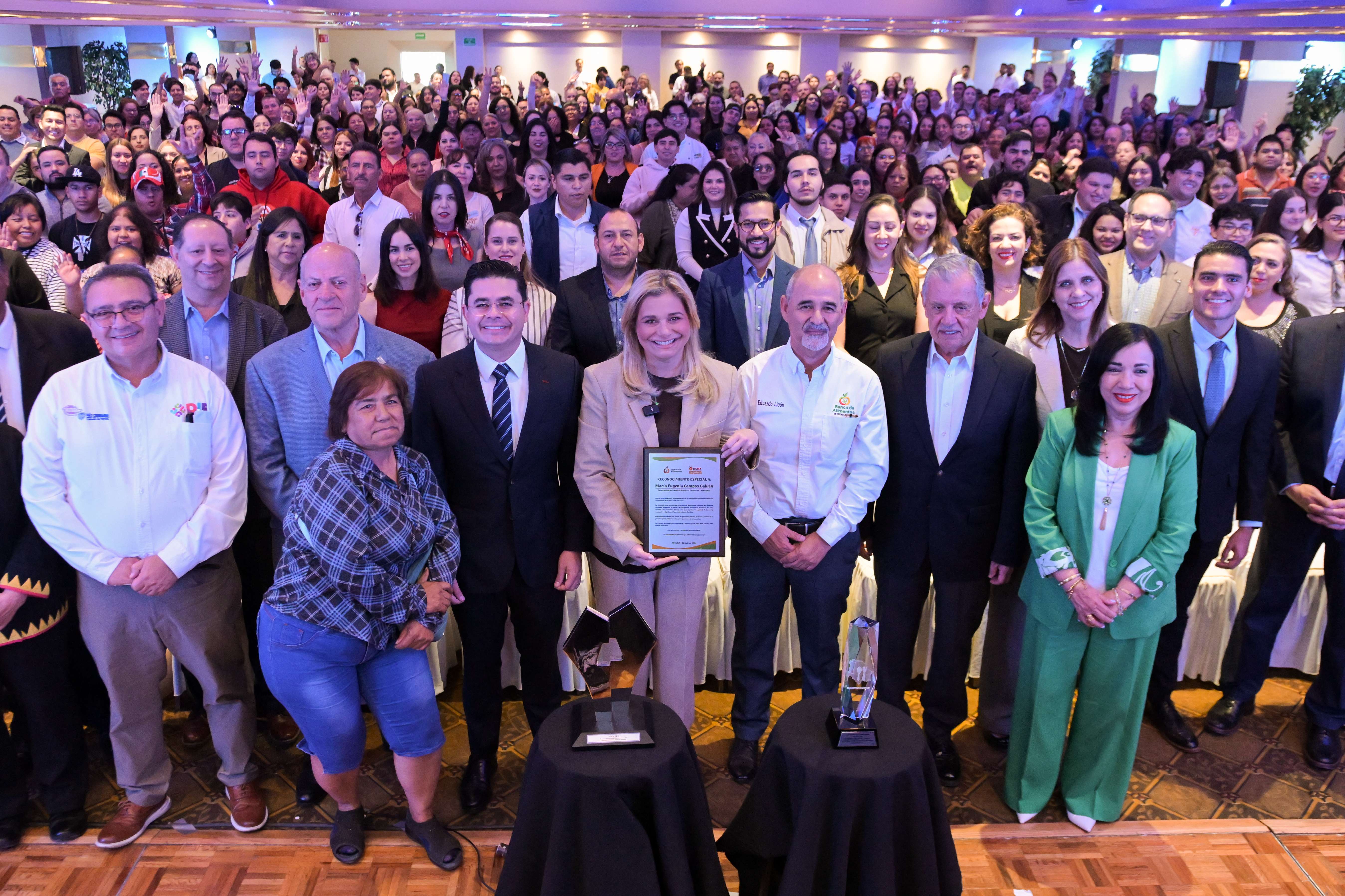 Reconoce sociedad civil a Maru por NutriChihuahua