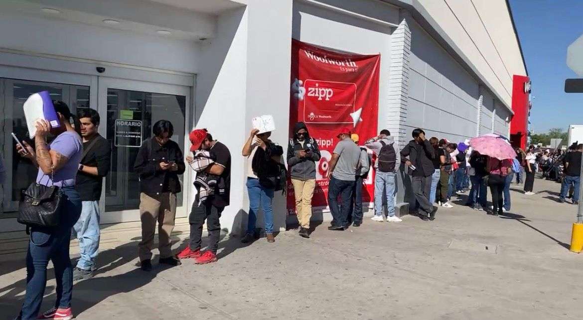 Registra feria de empleo alta afluencia desde primeras horas