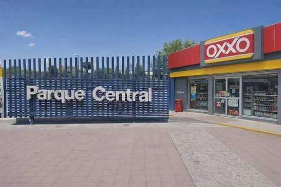 Desata disputa legal y social proyecto de Oxxo en Parque Central 