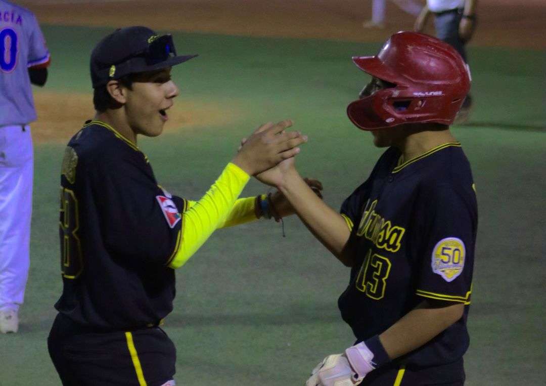 Realizan semifinal de Torneo Nacional de Béisbol Juvenil en el Parque Central